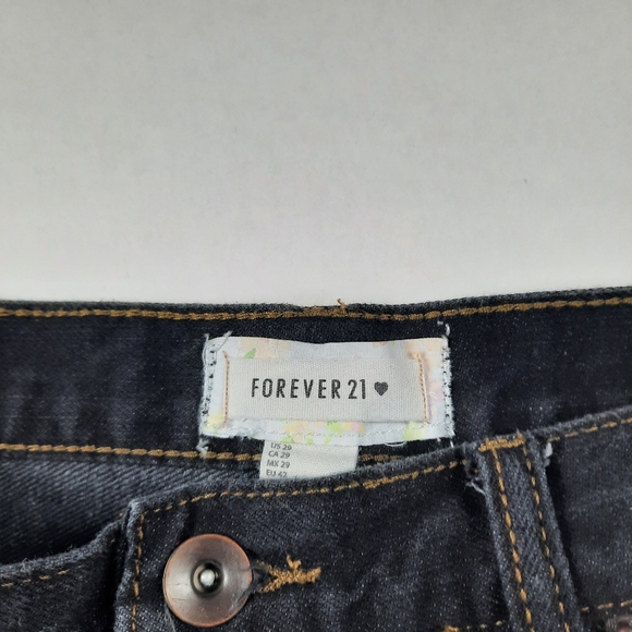 Forever 21 Distressed Denim jeans shorts - Picture 5 of 6